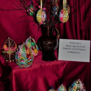 pokaż obrazek - Wystawa prac ręcznych Pani Teresy Lewińskiej z Brzeźna.