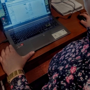 pokaż obrazek - Wpisanie każdej książki do systemu Alma.