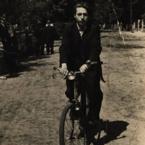 pokaż obrazek - Z dedykacją . Wspomnij mnie kiedyś w cichym milczeniu o to Cię prosi przyjaciel prawdziwy. I choć będziemy żyć w oddaleniu ja dobry i życzliwy. Siostrzyce- Brat J.