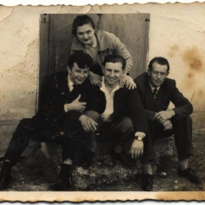 pokaż obrazek -  Od lewej Eugeniusz Wieliczko,Henryk Iwankiewicz, wwyżej Aniela Iwankiewicz.