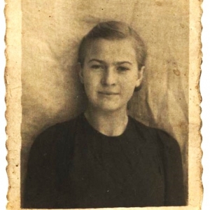 pokaż obrazek - Helena Sacawa -Teosin 1942 rok.