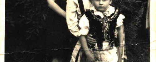 Fotografie  rodzinne udostępnili Janina i Jan Martyniukowie z Husynnego.