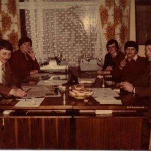 pokaż obrazek - Szkoła Podstawowa w Dorohusku. Dyrektor Jan Czajka, Danuta Oborska, Danuta Skiba, Halina Bieńkowska.