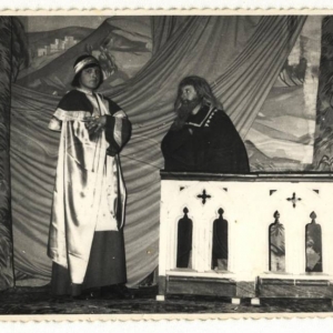 pokaż obrazek - Misterium Męki Pańskiej . Dorohusk lata 70 - te. Obsada : Piłat - Jan Papacz Józef z Arymatei - Józef Soczyński