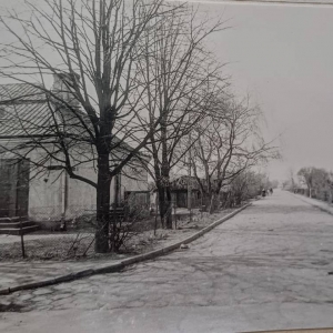 pokaż obrazek - Dorohusk Osada. Widok od wschodu na ulicę Zwycięstwa.