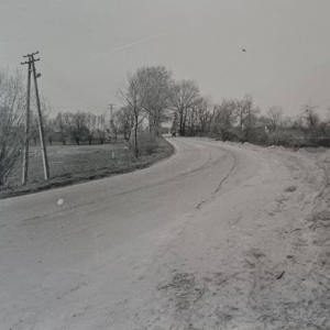pokaż obrazek - Dorohusk Osada. Widok na dawną groblę i młyn obecnie przy ulicy Niepodległości.