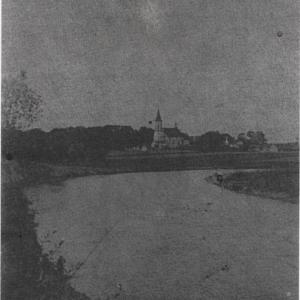 pokaż obrazek - Kościół w Świerżach lata międzywojenne. Zdjęcie udostępniła Zienkiewicz Urszula.