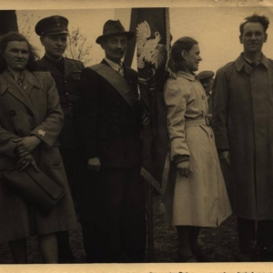 pokaż obrazek - Od lewej Romuald Kościuk - rok 1946.