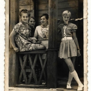 pokaż obrazek - Od lewej : Beata Mielniczuk, Alina Prończuk, Henryka Łuczkiewicz i Alina Drzewicka .