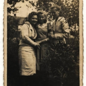 pokaż obrazek - Od lewej Stanisława Mielniczuk, Leokadia Papacz Drzewicka i Janina Dziedzicka.