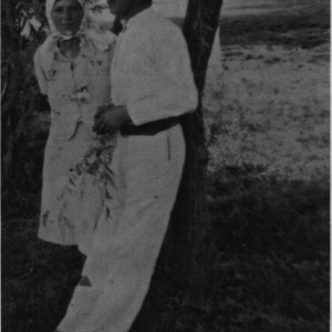 pokaż obrazek - Władysława i Józef Martyniuk rok 1938 - Wólka Okopska.