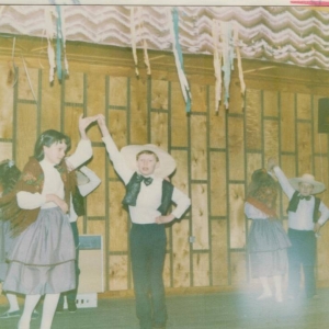 pokaż obrazek -  Choinka Noworoczna w Okopach rok 1990-1991