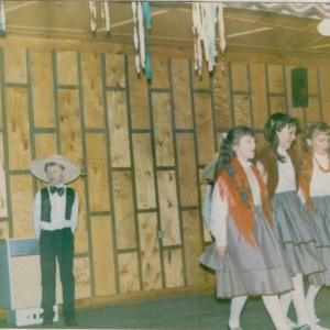 pokaż obrazek -  Choinka Noworoczna w Okopach rok 1990-1991