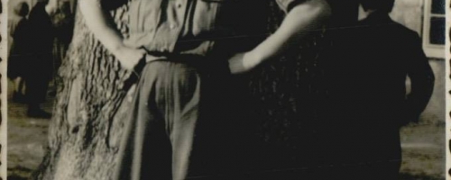 Fotografie pochodzą z albumu rodzinnego Pani Barbary Wasiuk z domu Niemczuk pochodzącej z Okop.